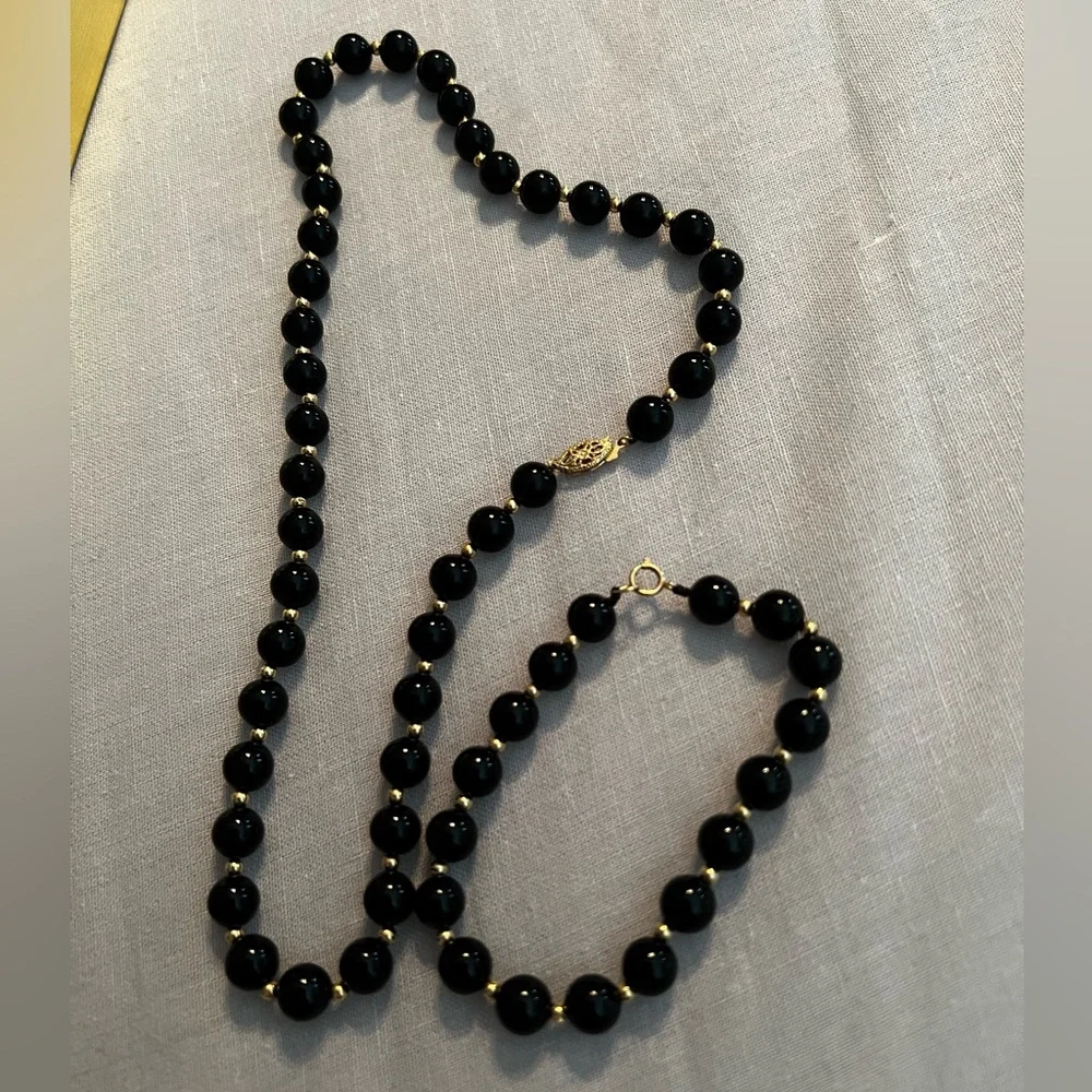 Black onyx  and 14k  gold beads set off 2 necklace and bracelet - Picture 4 of 10